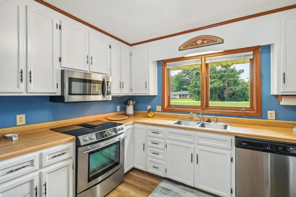 Sunroom + Patio: Myrtle Beach Escape Near Golfing!