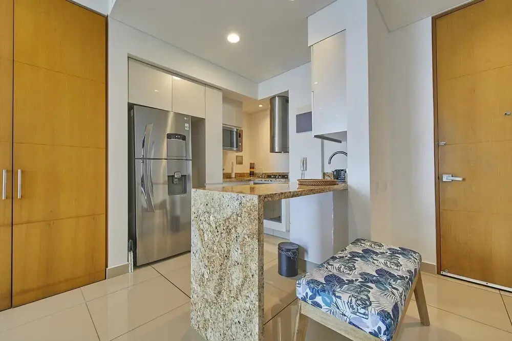 Stylish 1BR Apartment w Balcony Amazing View