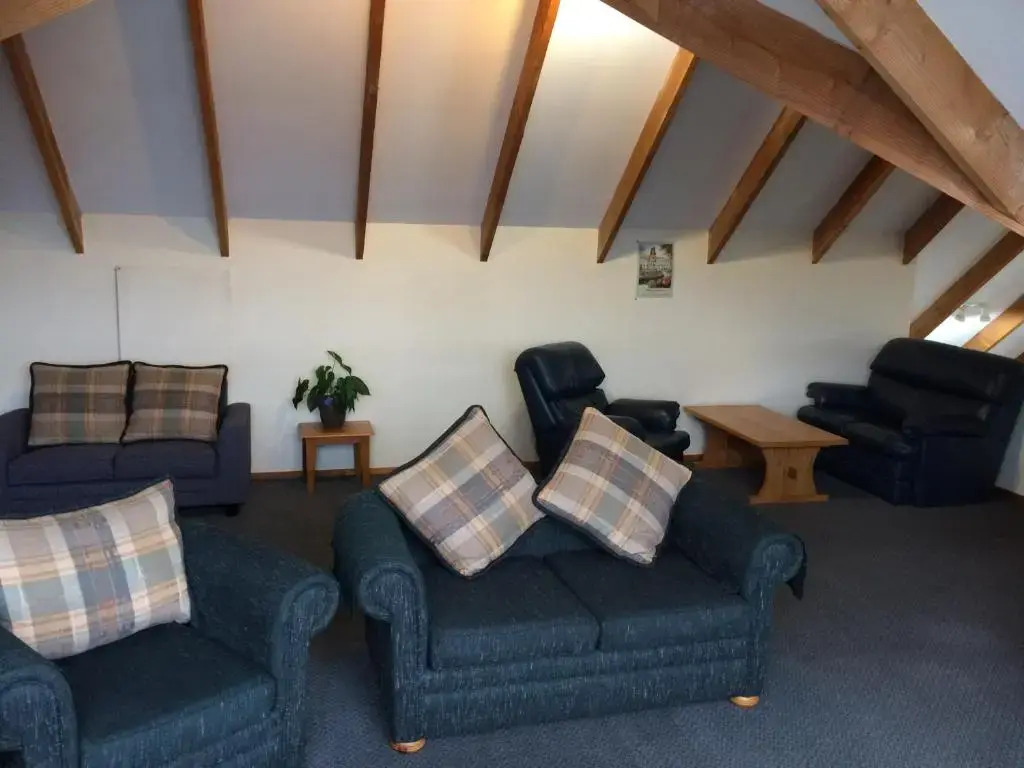 Snow Denn Lodge