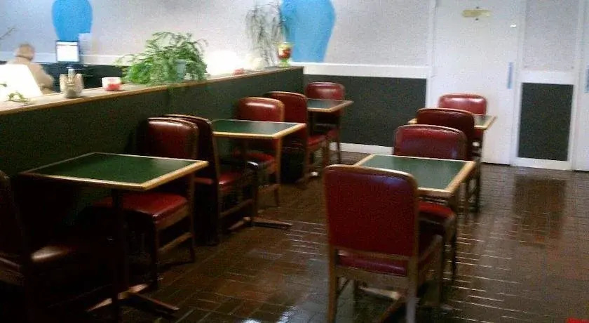 121 Motel Battleboro