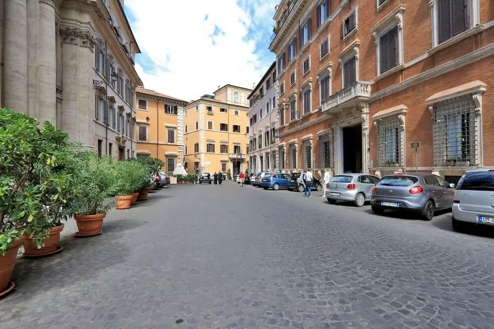 Colosseum Area - My Extra Home