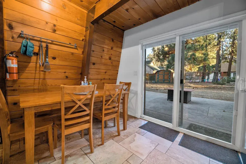 The Cozy Bear Cabin