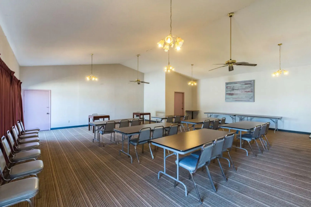 Motel 6-Stephenville, TX