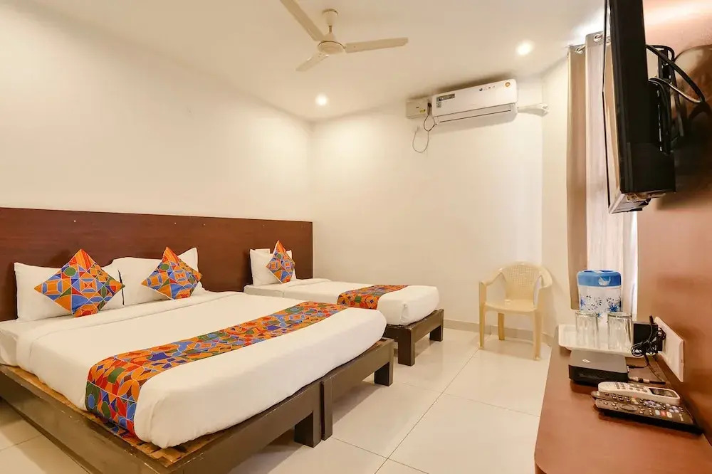 FabExpress Krishna Suites
