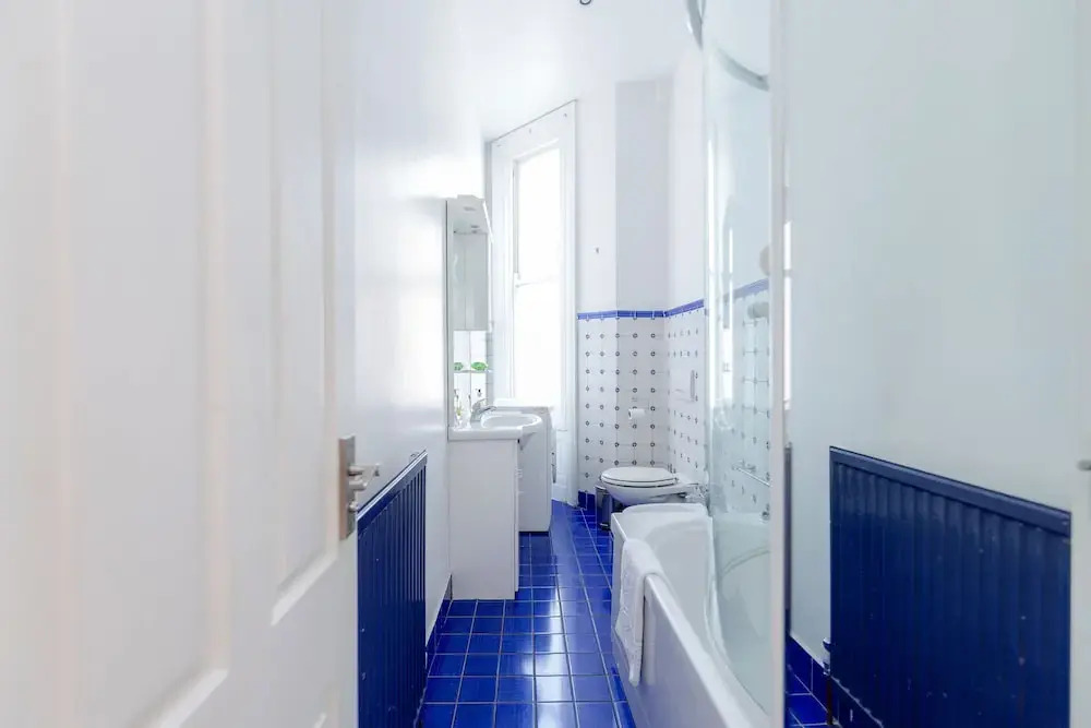 Philbeach Balcony- 2bed flat in Earls Ct