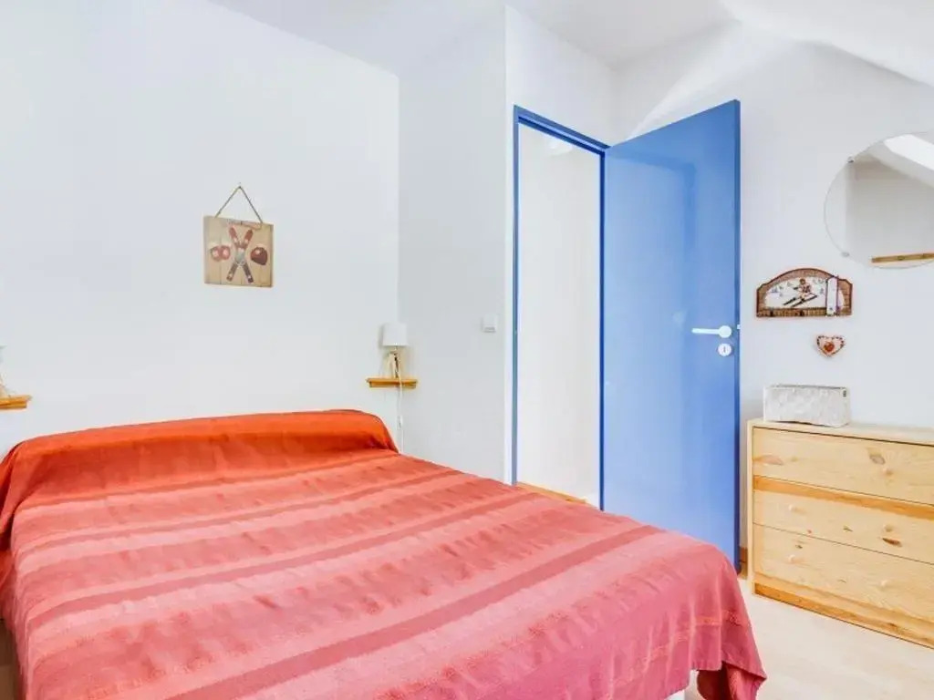 Appartement Esquièze-Sère, 3 Pièces, 6 Personnes - Fr-1-402-26