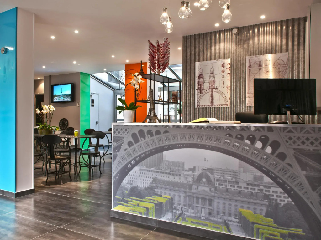 Hotel Alpha Paris Eiffel by Patrick Hayat