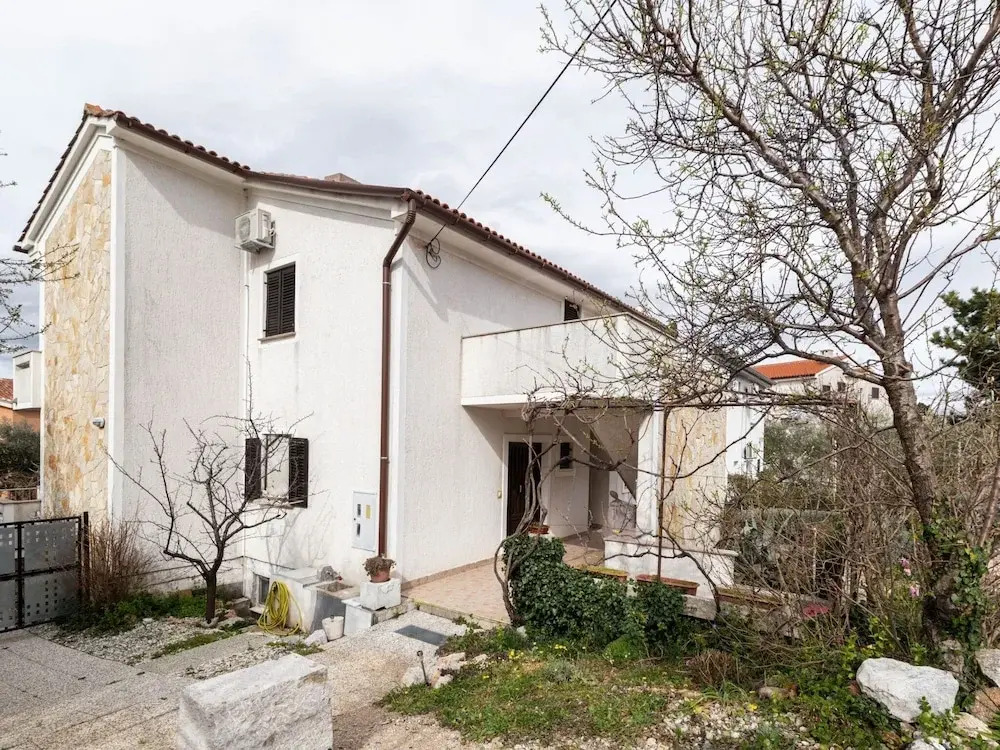 Modern Apartment in Punat With Balcony