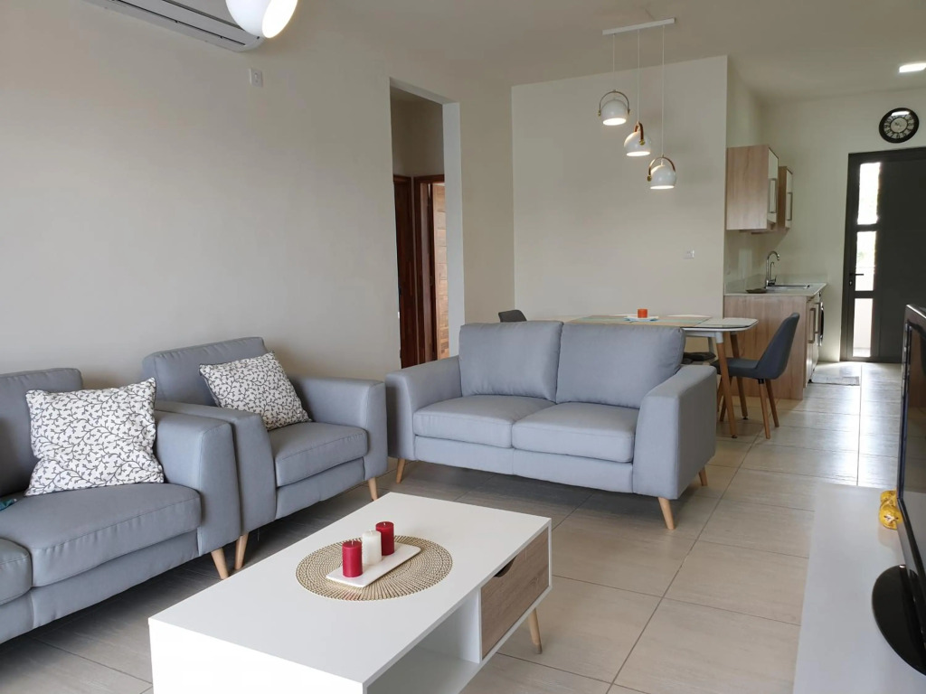 Westwood Deluxe Penthouse with private Roof top Ref 15847
