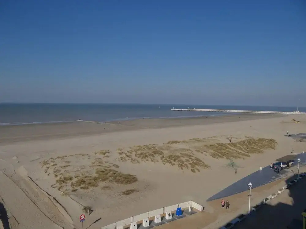 Apartment in Nieuwpoort by the Beach