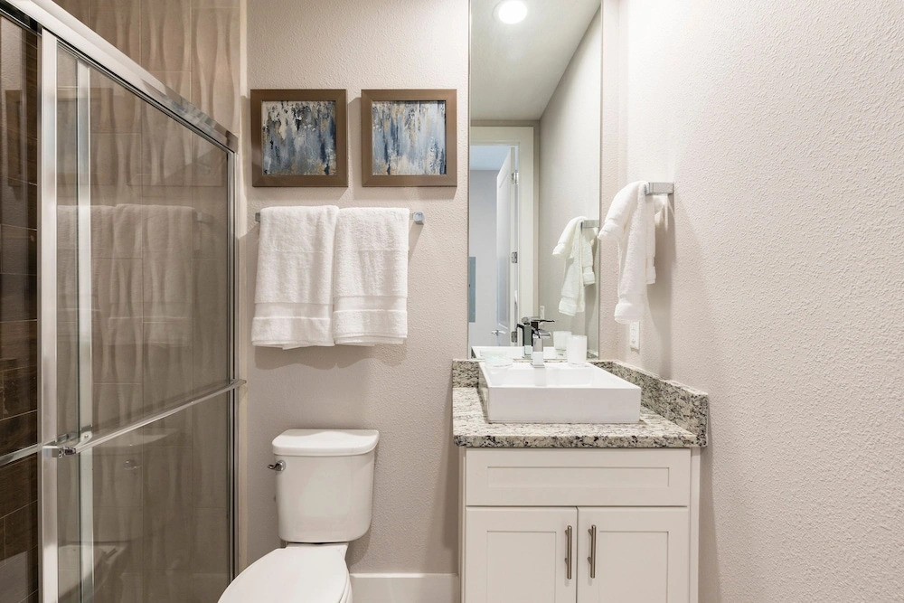 5 BR 6 BA Villa | 2634 Sunrise Shores Drive