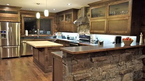 Blackstone B&B