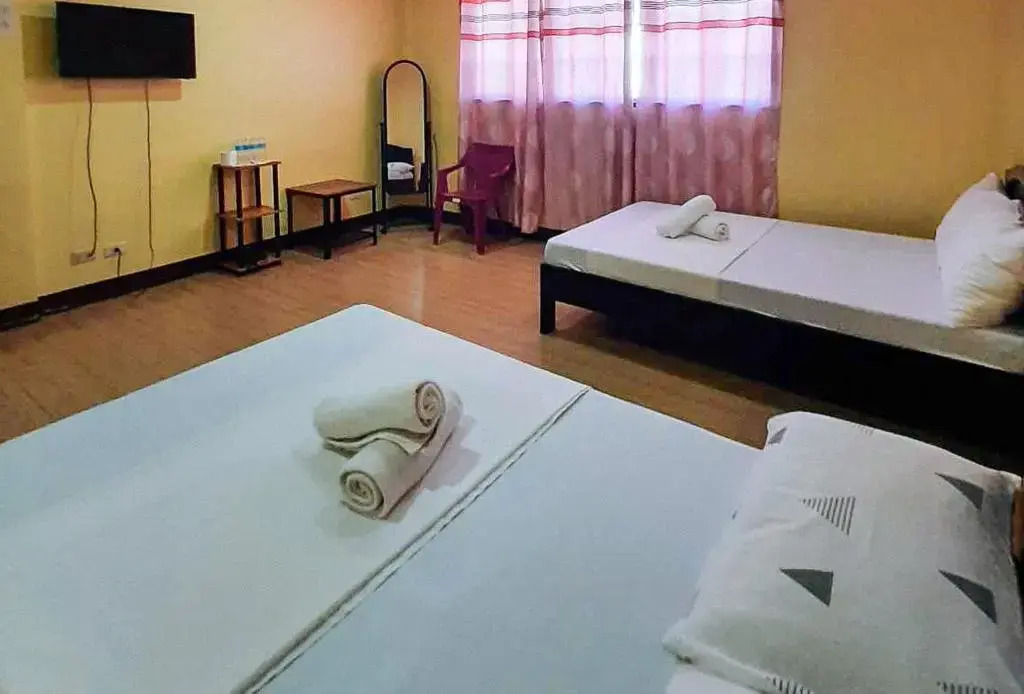 RedDoorz @ Johsons Pension House Butuan City