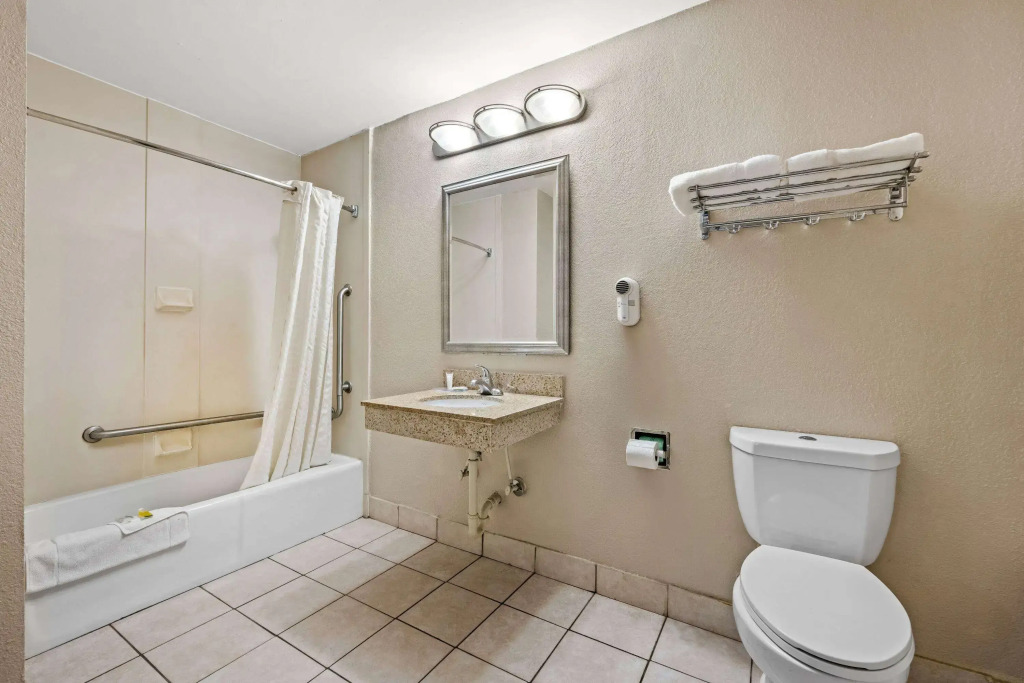 Super 8 by Wyndham Garysburg/Roanoke Rapids