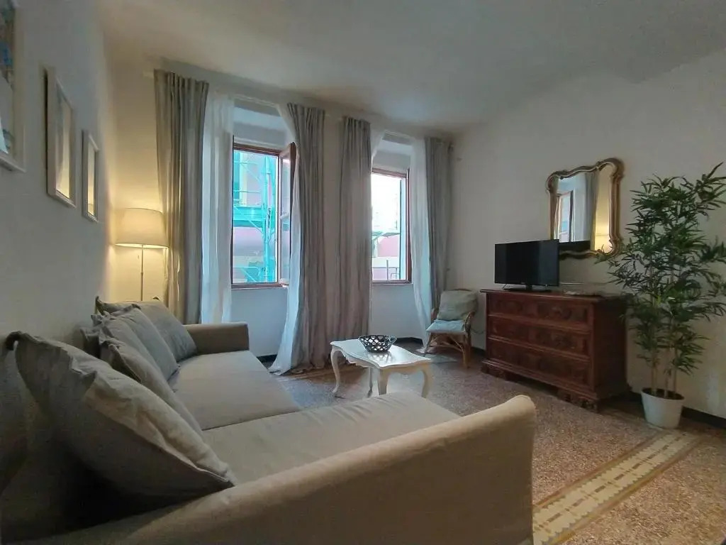 Rosanna House