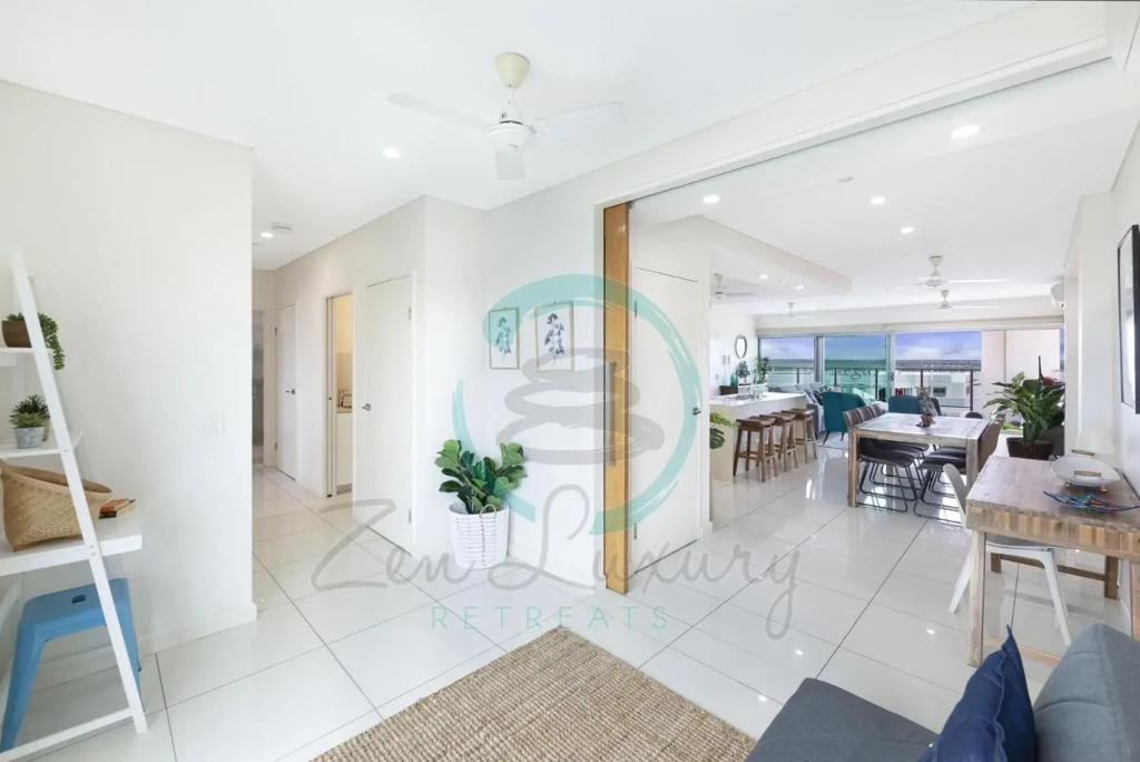 ZEN BY THE WATER - Darwin's Premier Ocean View Family Retreat