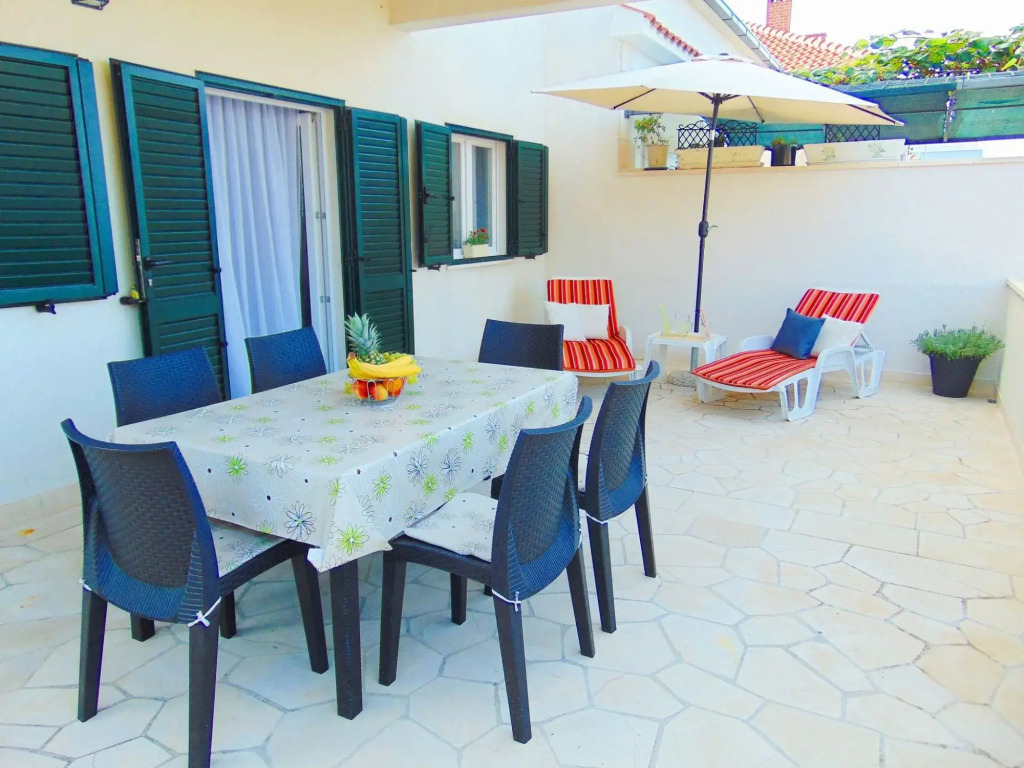Vin - Excellent Location and Close to the sea - A