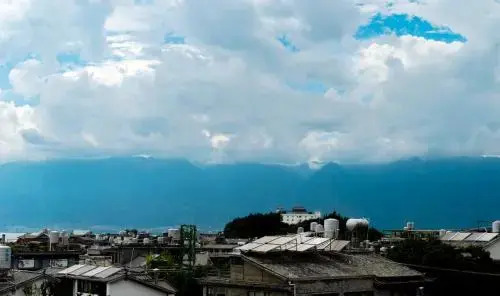 Dali Shuanglang Haiyue Xinju Guesthouse