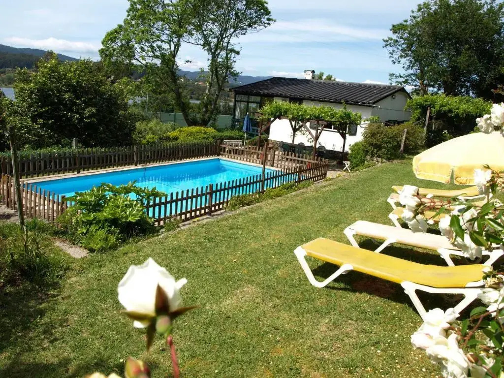 VNC13V4, encantadora casa e piscina, vista rio Min