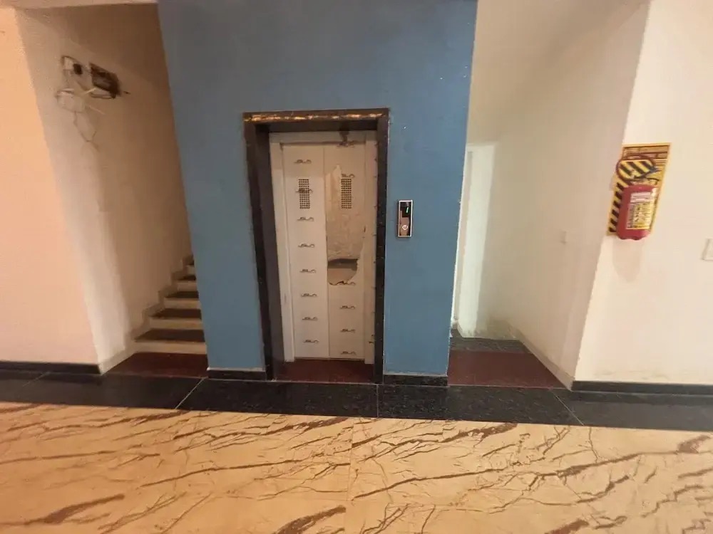 Hotel Ishwar Palace