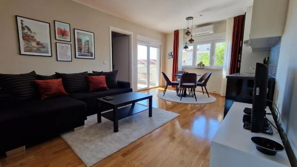 Apartment MaDe