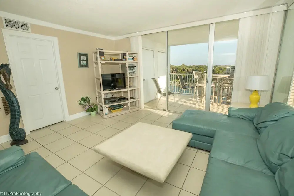 Dolphin Point 601B - 2 Br Condo