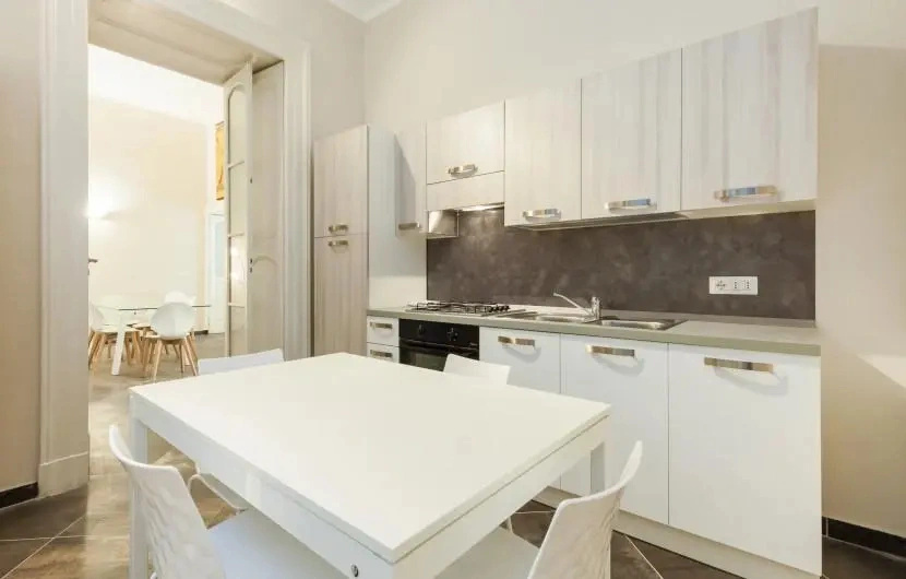 Flat 180M² 4 Bedrooms 3 Bathrooms - Naples