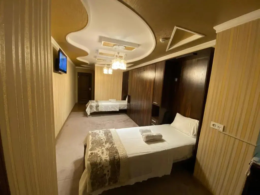 BUDGET HOTEL and HOSTEL