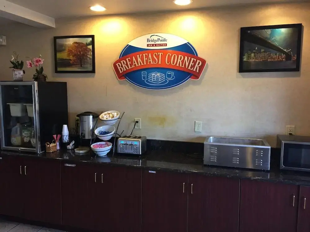 Bridgepointe Inn & Suites