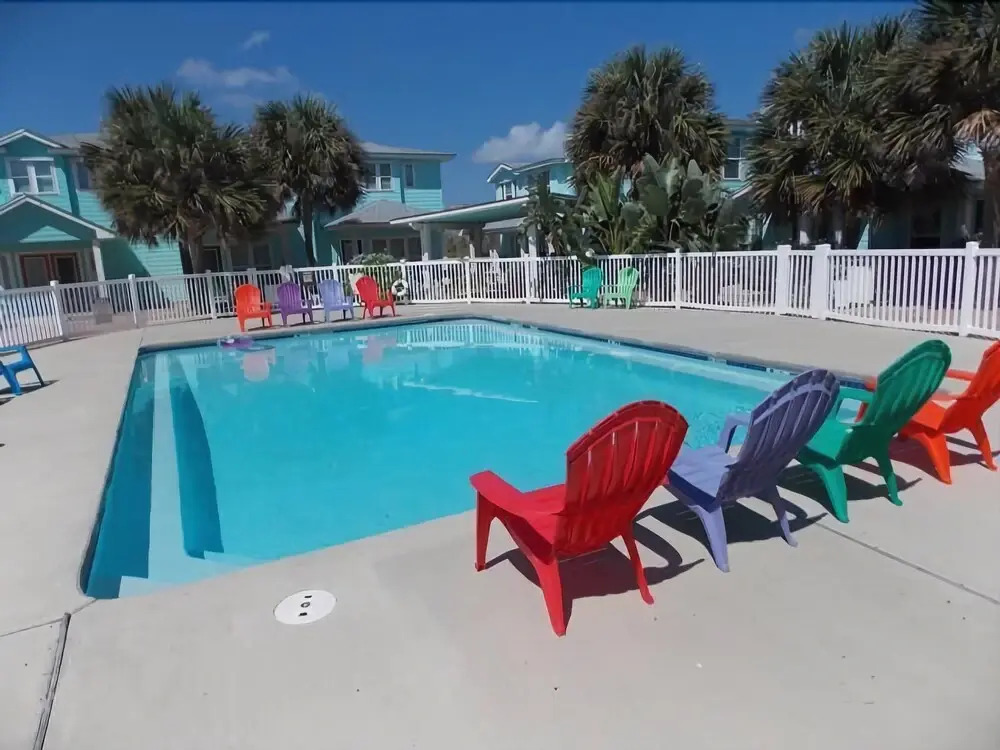Reel Paradise - 3 Br Condo
