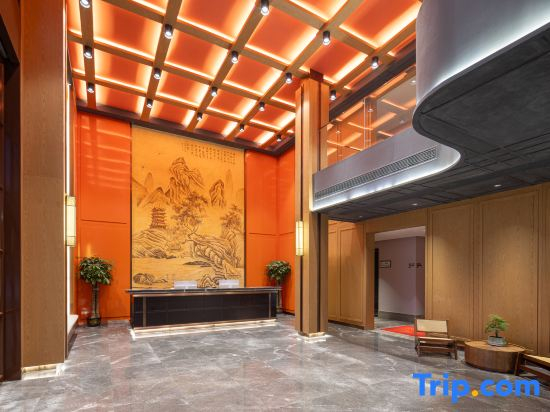 Ramada Encore By Wyndham Wuhan Station