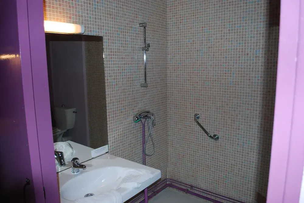Artel Hotel