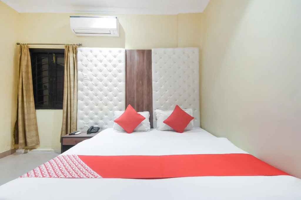 OYO 76071 Hotel Gulshan Inn