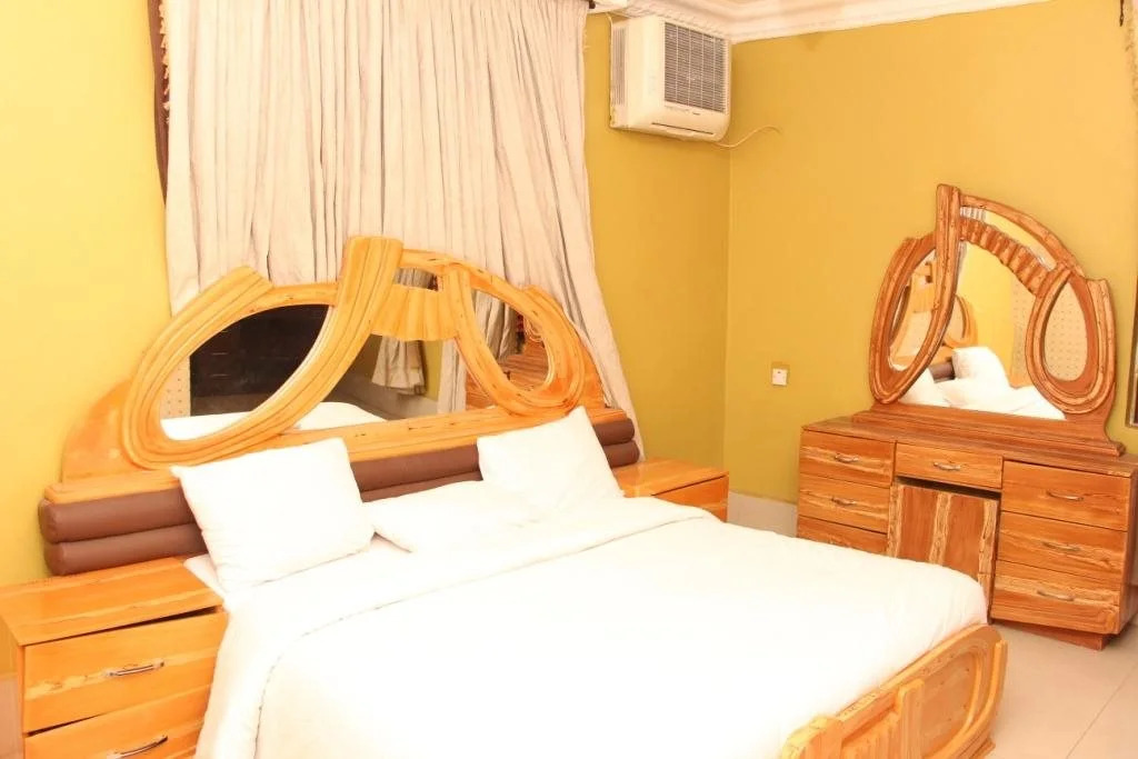 Tauba Hotel