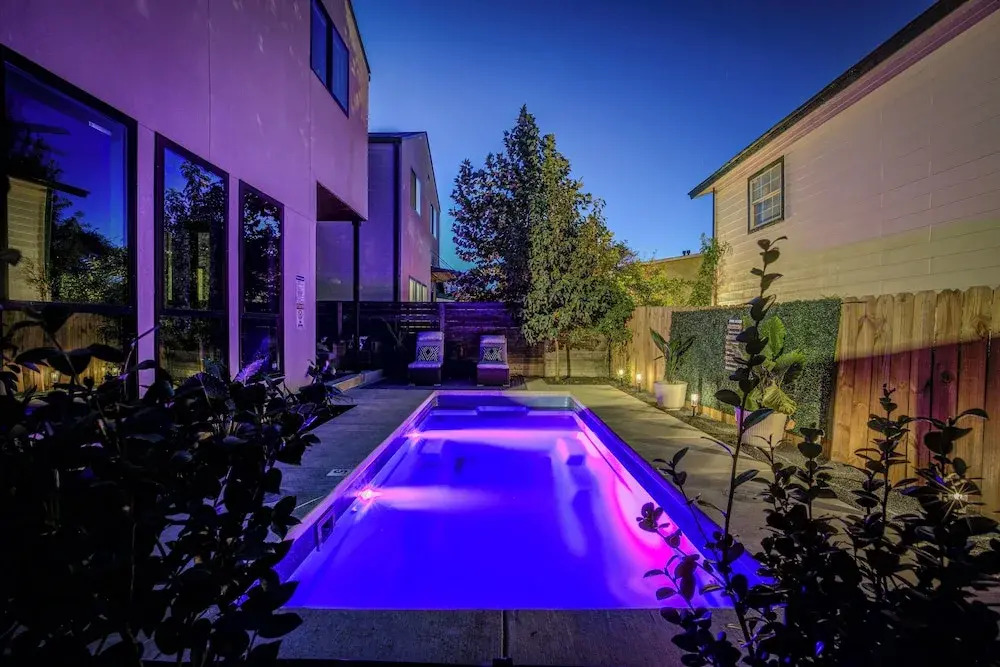 3 Mi to San Antonio River Walk: Gem w/ Heated Pool