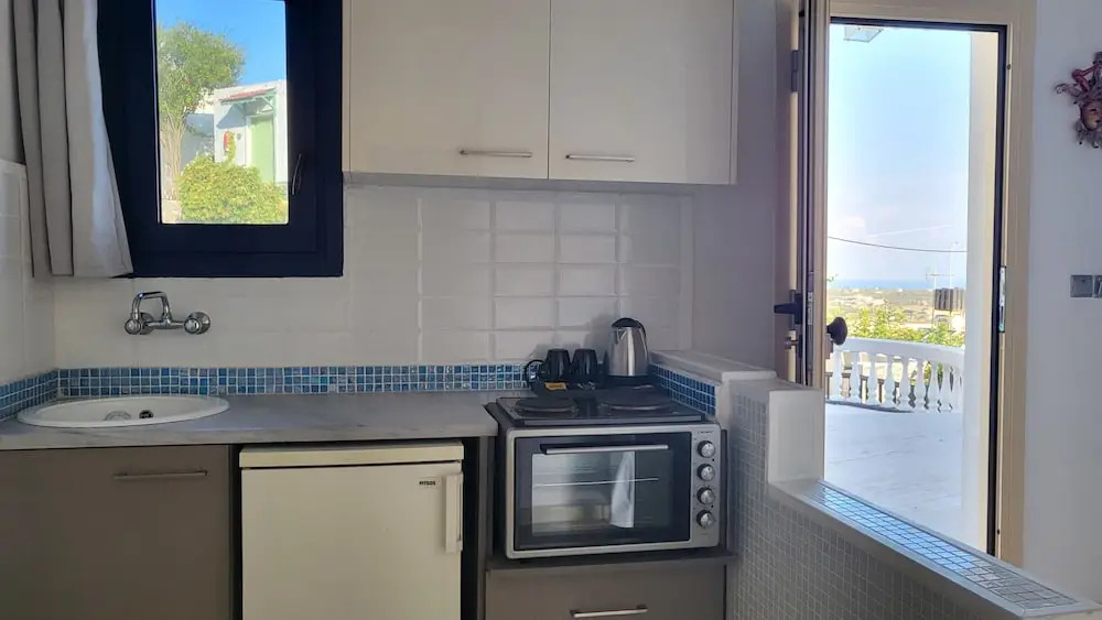 Hermes Korifi Suites private apartment