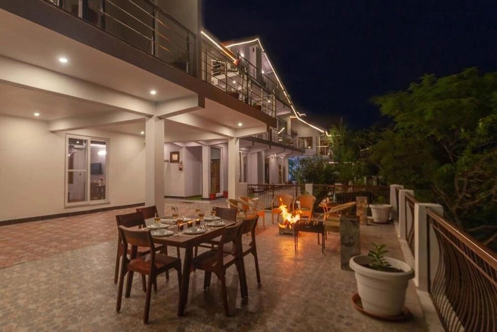 Alaya Stays Amara Dusk 4BHK Villa in Nainital