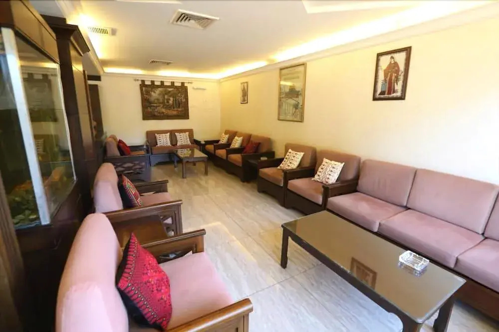 Al Zaitouna Hotel