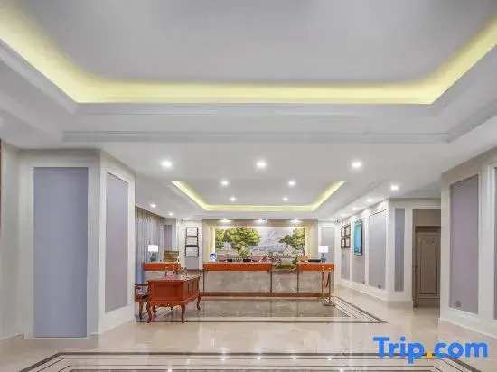 Vienna Hotel (Linyi City Center Taisheng Plaza)
