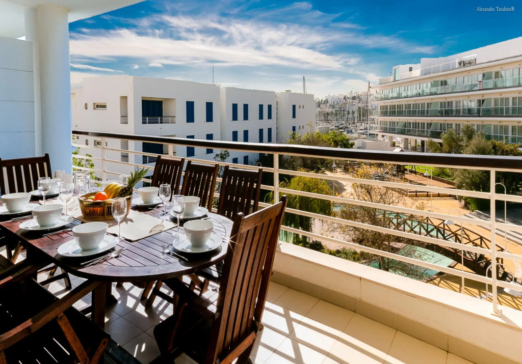 B19 - Marina Club Apartment