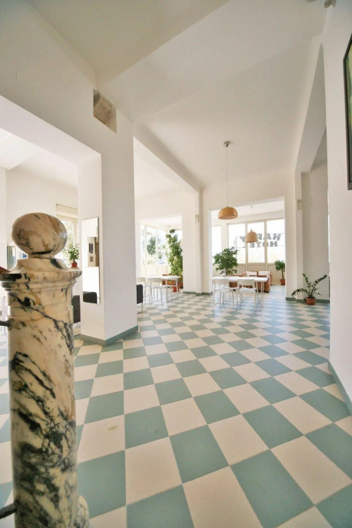 Hotel Happy
