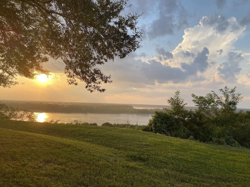 The Kings Daughters B and B on the Bluff overlooking the Mighty Mississippi