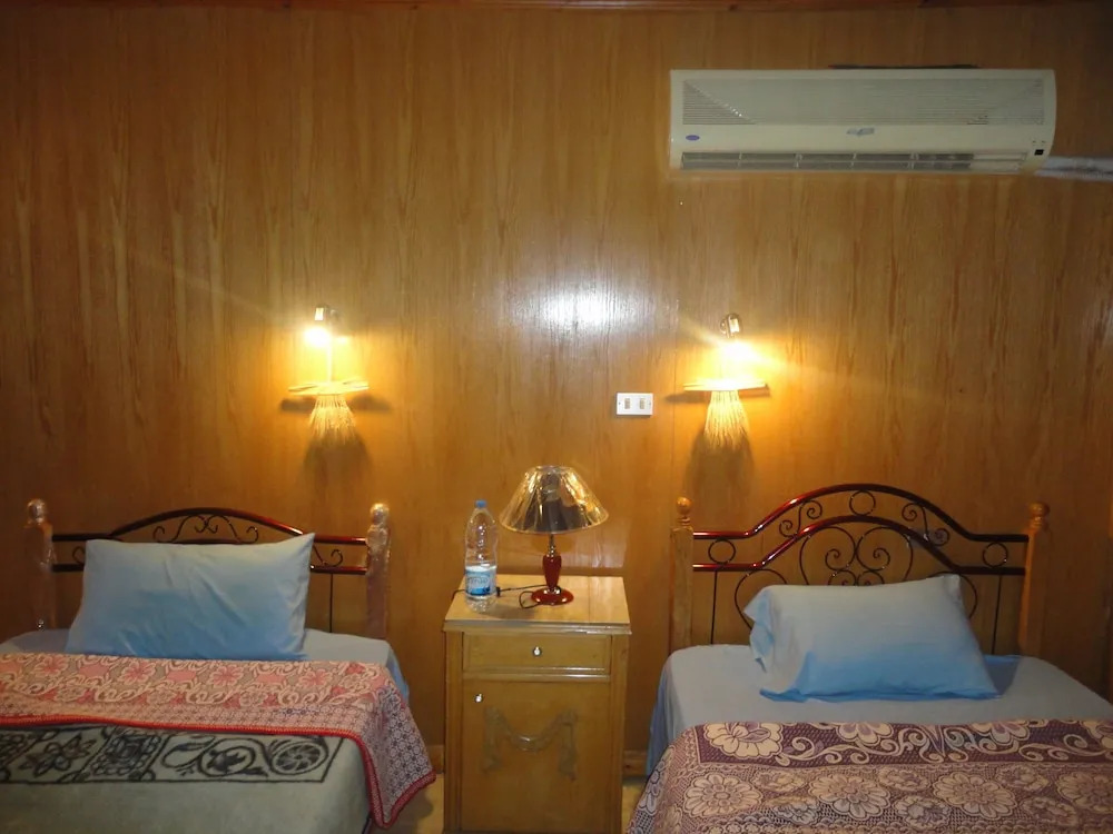 Sphinx Hotel