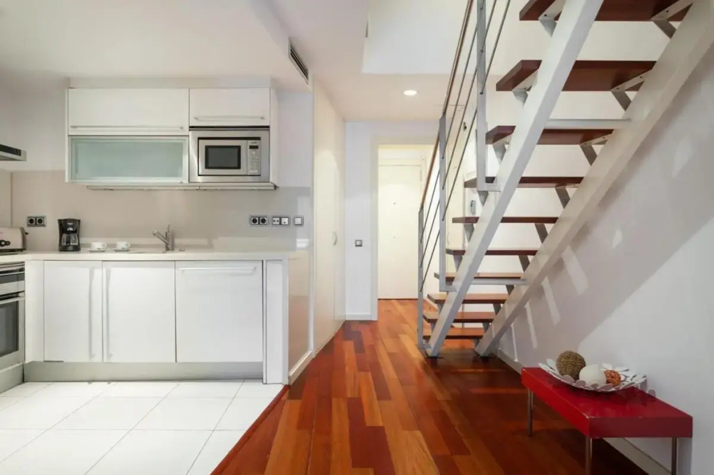 Plaça Catalunya Breathtaking 3bedroom Duplex with balcony