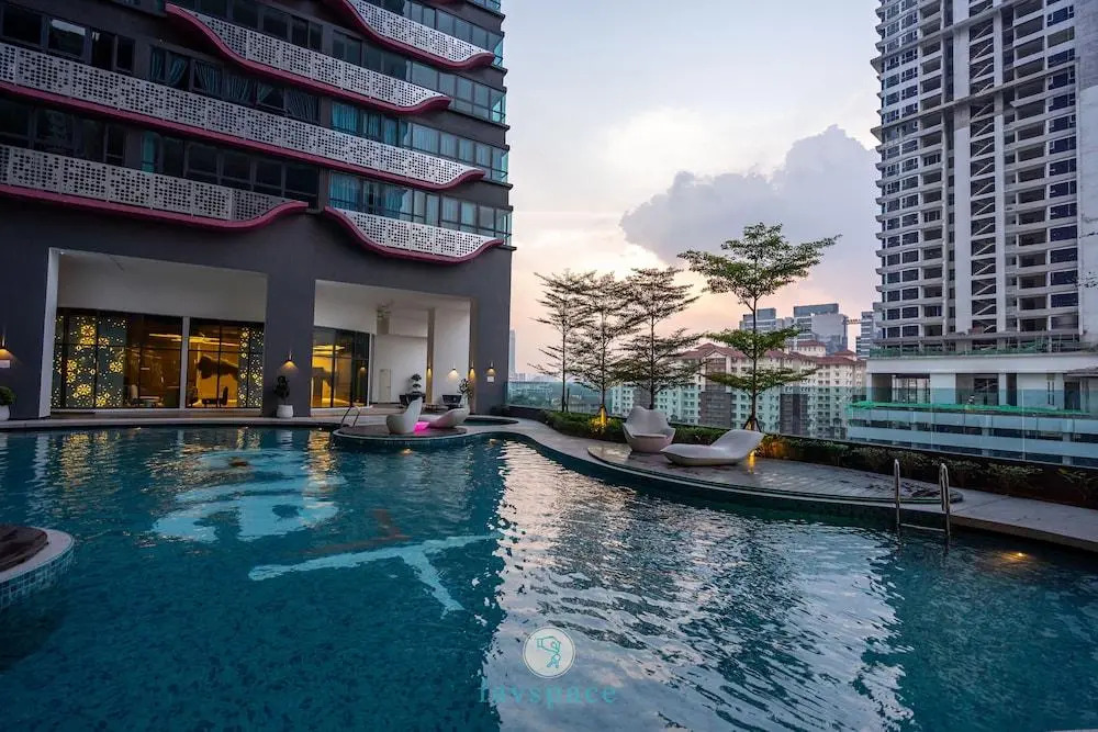Infinity KLCC Pool at M City Ampang