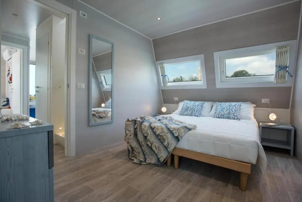 Unique Chalet Marina Azzurra Resort 2 Bedroom Sleeps 6