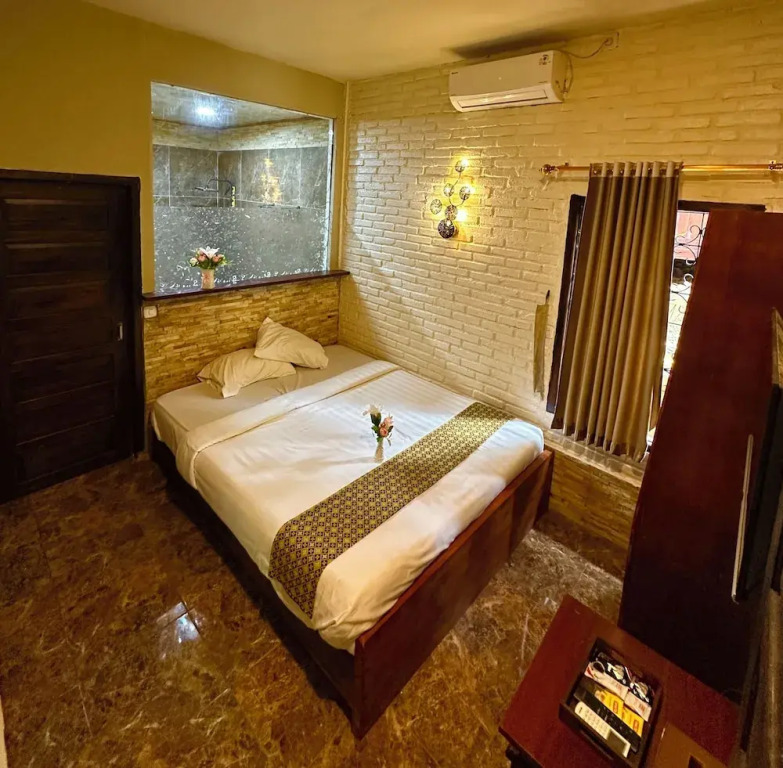 puunee guest house & restaurant