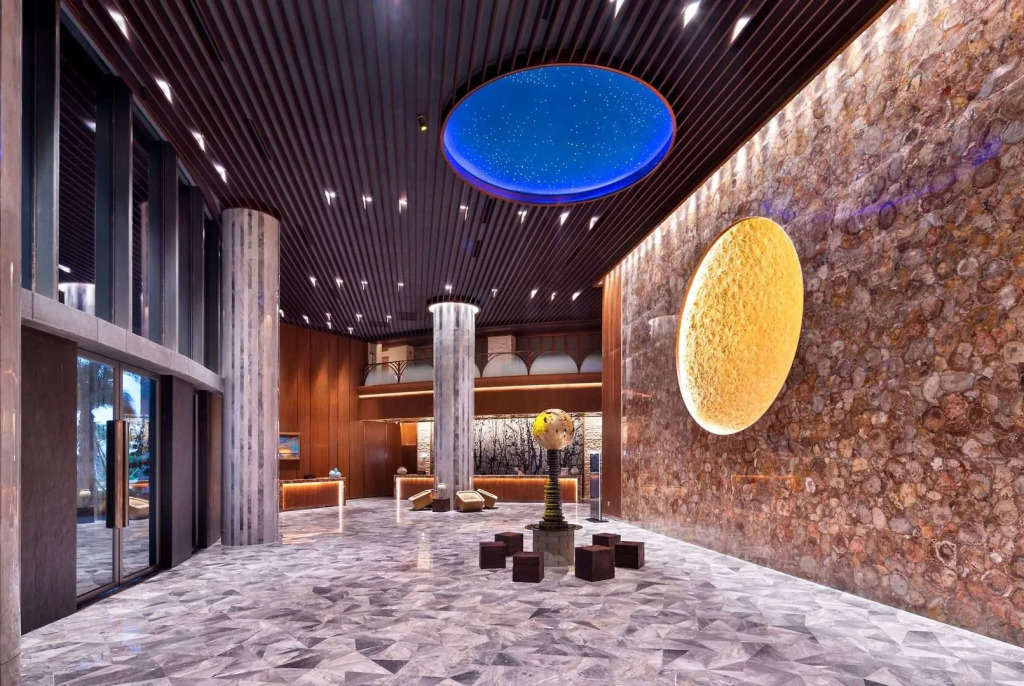 Wyndham Grand Plaza Royale Shuangyue Bay