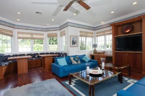 The Grand Estate