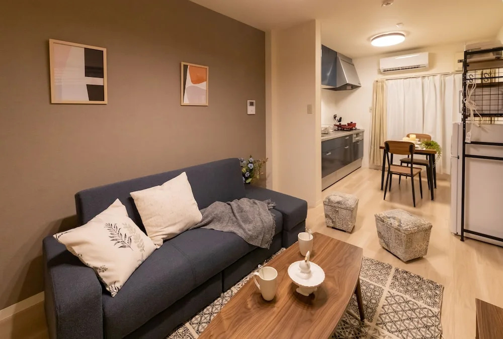Aguri Home